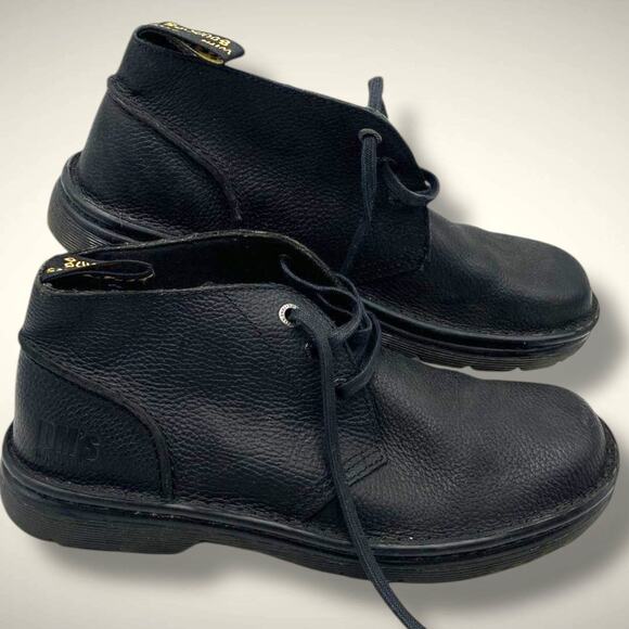 NWOT Men's Sz 10 DR. MARTENS Sussex Bear Track Slip Resistant Chukka Black Boots - Picture 2 of 9